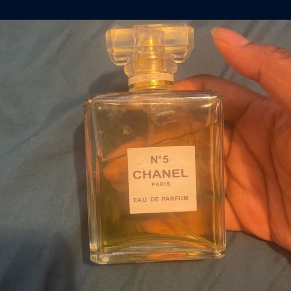 Chanel - Picture 1 of 1